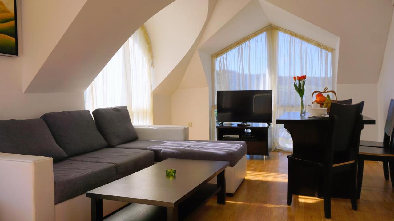 Каварна Хилс Апартаменти - Kavarna Hills Apartments Extérieur photo
